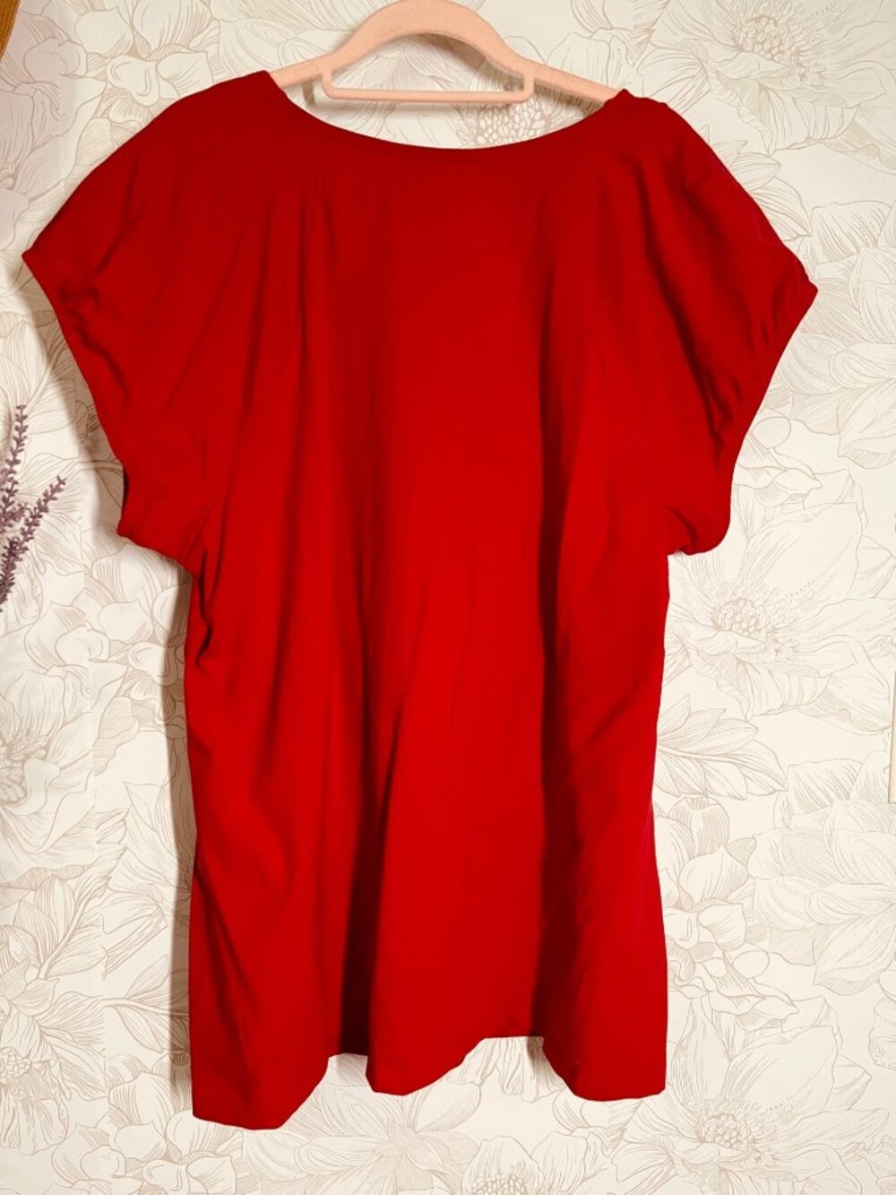 Retro Chic By Torrid Red Short Sleeve Top Size 4x Lightweight Stretch Fabric - Picture 6 of 6